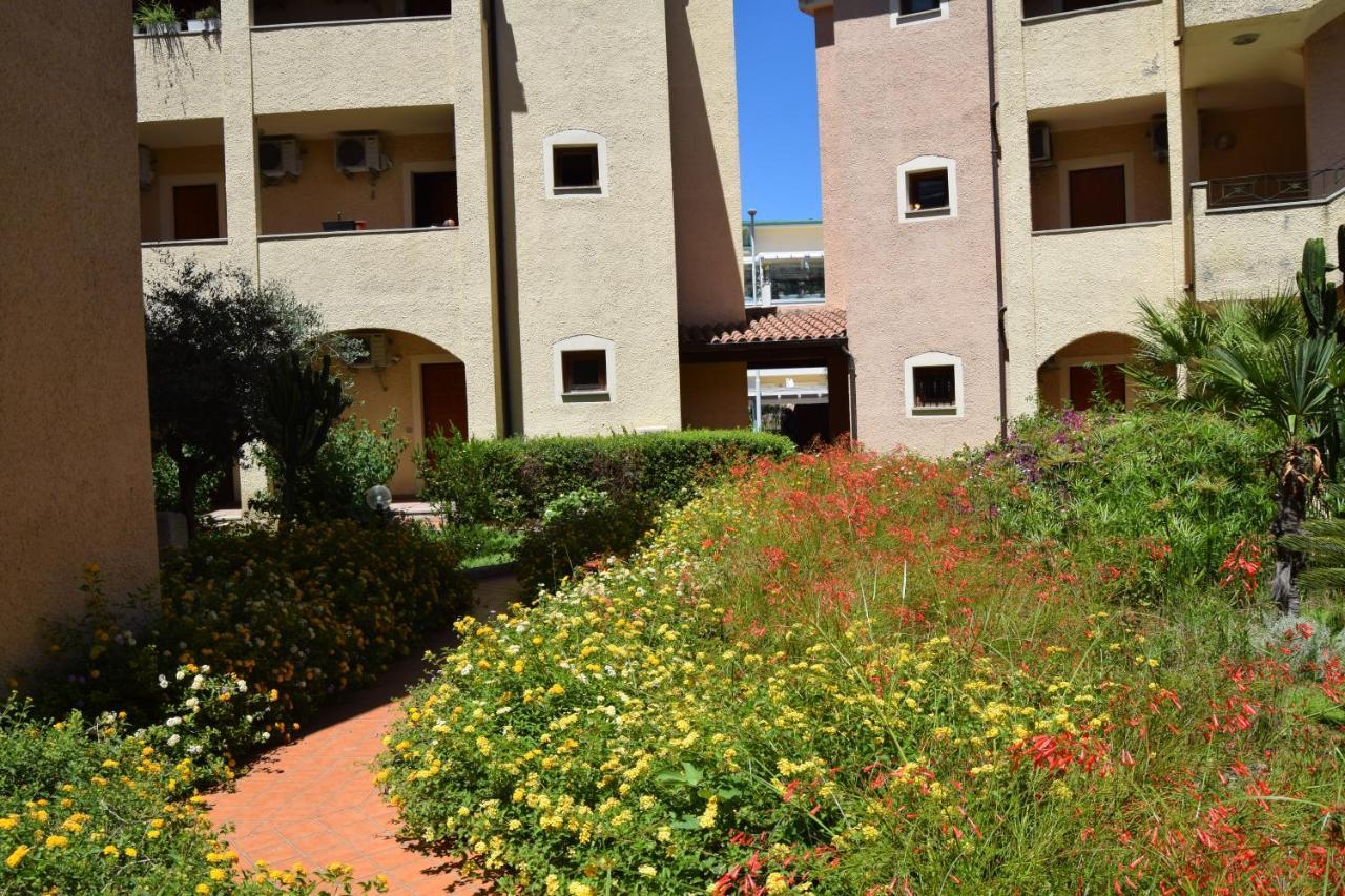 Il Mare Di Olbia Holiday Apartment Екстериор снимка